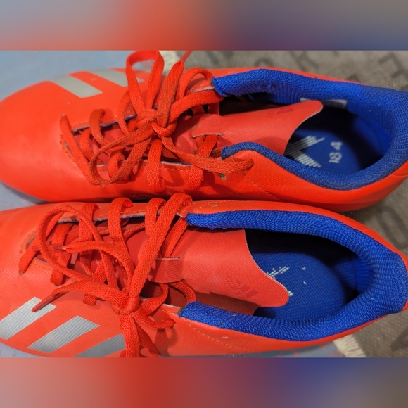 💙 ADIDAS 💙 BOYS SOCCER CLEATS - Picture 5 of 7